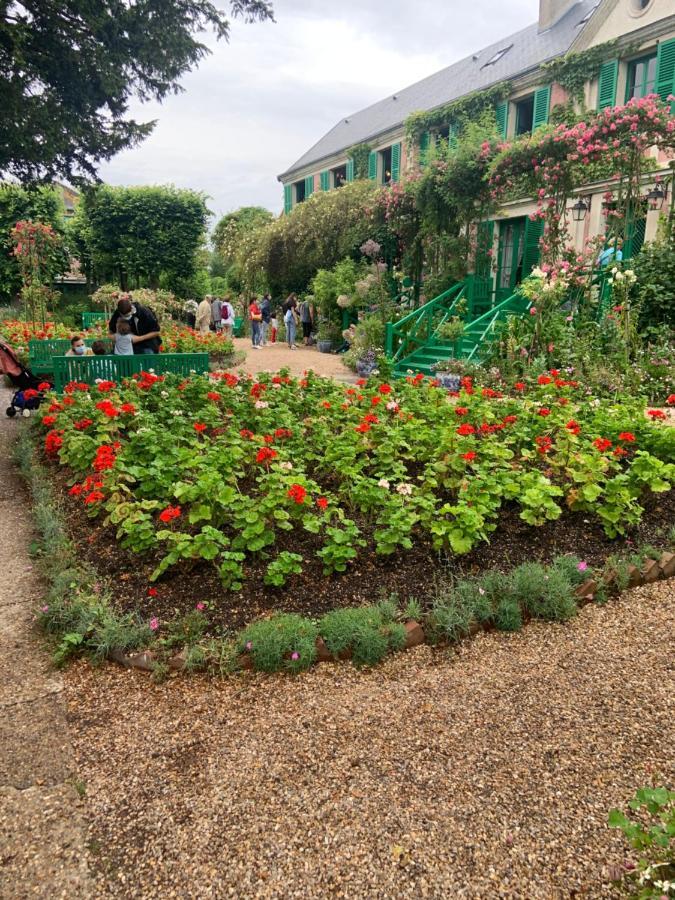 Le Clos De L'Eglise - Ines Villa Giverny Exterior photo